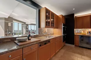2 Avery St, Boston, MA 02111 - Photo 10