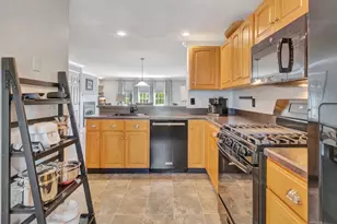 283 East Main, Norton, MA 02766 - Photo 10