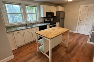 61-63 Newell Rd, Newton, MA 02466 - Photo 4