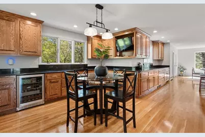 9 Arrowhead Ln, Franklin, MA 02038 - Photo 4