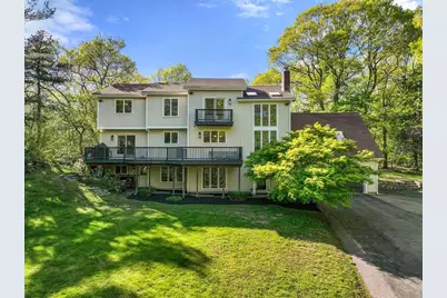 9 Arrowhead Ln, Franklin, MA 02038 - Photo 2