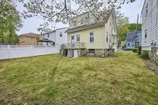 23 Taunton Ave, Boston, MA 02136 - Photo 22