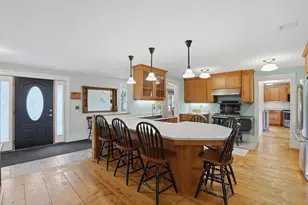 26 Main St, Hubbardston, MA 01452 - Photo 4