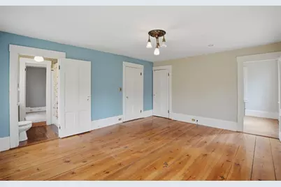 26 Main St, Hubbardston, MA 01452 - Photo 16