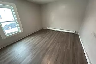 7 Liberty St, Worcester, MA 01605 - Photo 2