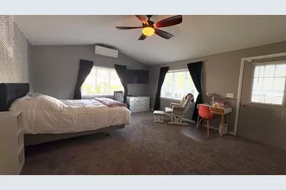 15 Fairhaven, East Longmeadow, MA 01028 - Photo 18