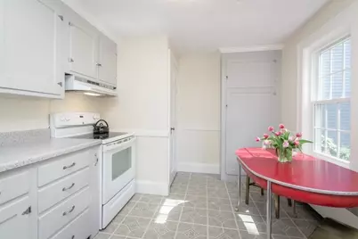 4 Crescent St, Natick, MA 01760 - Photo 12