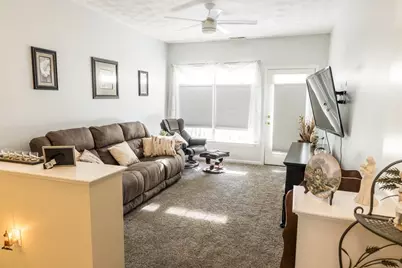 1305 Alyssa Dr #1305, Groveland, MA 01834 - Photo 12
