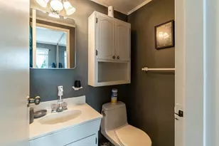 288 Regency Park Dr, Agawam, MA 01001 - Photo 14