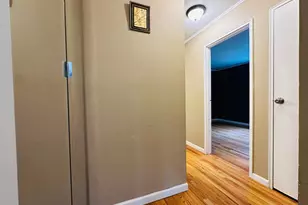 288 Regency Park Dr, Agawam, MA 01001 - Photo 10