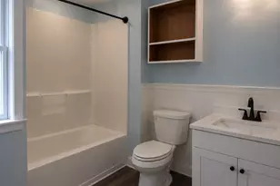 196 E Main St, Avon, MA 02322 - Photo 6