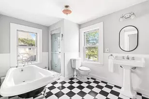 53 Lake St, Winchester, MA 01890 - Photo 28