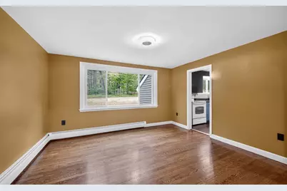 61 Jordan St, Chelmsford, MA 01863 - Photo 10