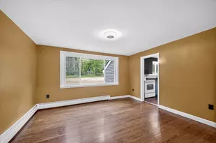 61 Jordan St, Chelmsford, MA 01863 - Photo 10