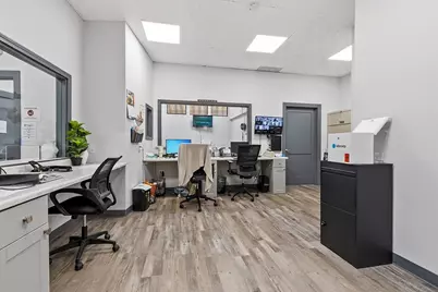 285 Main St, Fitchburg, MA 01420 - Photo 10