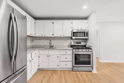 81 High Street #9, Amesbury, MA 01913 - Photo 2