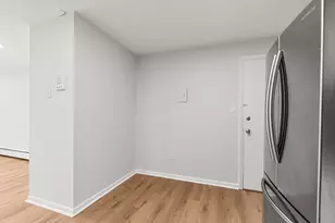 81 High St, Amesbury, MA 01913 - Photo 4