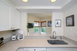 24 School St, Hull, MA 02045 - Photo 8