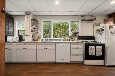 38 Hobson St, Boston, MA 02135 - Photo 10