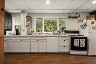 38 Hobson St, Boston, MA 02135 - Photo 10