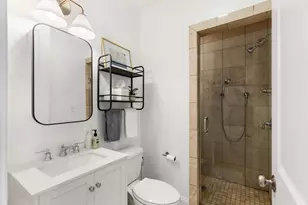 115 B St, Boston, MA 02127 - Photo 12