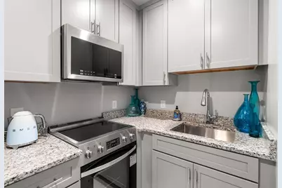 274 Clarendon #7, Boston, MA 02116 - Photo 10