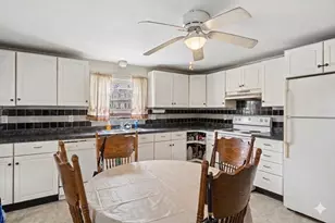109 Hamilton St, Worcester, MA 01604 - Photo 24