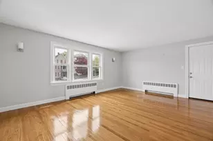 109 Hamilton St, Worcester, MA 01604 - Photo 6