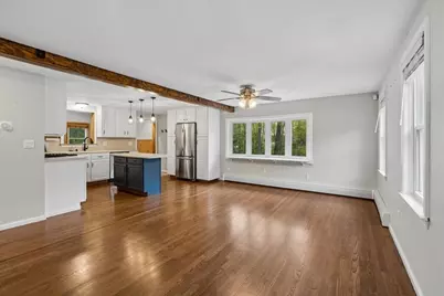 9 Robinhood Road, Tyngsborough, MA 01879 - Photo 6