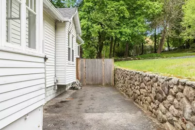 4 Western Ave, Wakefield, MA 01880 - Photo 34