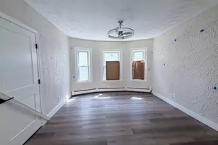 35 Eliot St, Medford, MA 02155 - Photo 8