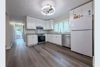 35 Eliot St #35, Medford, MA 02155 - Photo 4