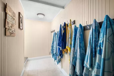 42 Walnut St, Saugus, MA 01906 - Photo 38