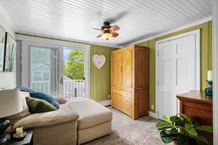 42 Walnut St, Saugus, MA 01906 - Photo 16