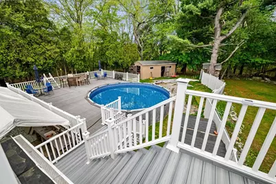 42 Walnut St, Saugus, MA 01906 - Photo 24