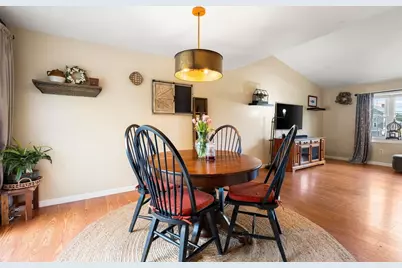 560 Auburn Street, Bridgewater, MA 02324 - Photo 12