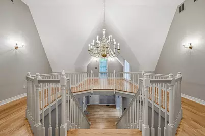 179 South St, Upton, MA 01568 - Photo 14
