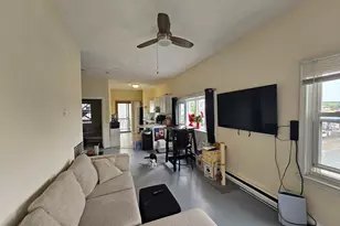 464 Meridian St, Boston, MA 02128 - Photo 8