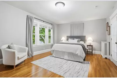 32 Eddy St #3, Waltham, MA 02453 - Photo 4