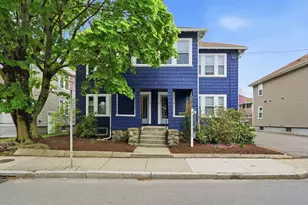 32 Eddy St, Waltham, MA 02453 - Photo 14