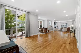 26 Neponset Ave, Boston, MA 02131 - Photo 8