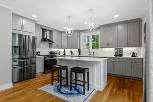 26 Neponset Ave, Boston, MA 02131 - Photo 2