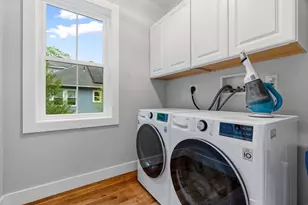 26 Neponset Ave, Boston, MA 02131 - Photo 26