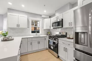679 Columbia Rd, Boston, MA 02125 - Photo 4