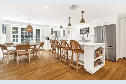 101 Bird St, Needham, MA 02492 - Photo 8