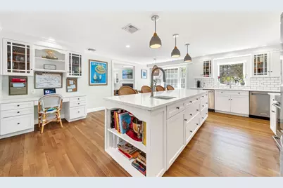 101 Bird St, Needham, MA 02492 - Photo 10