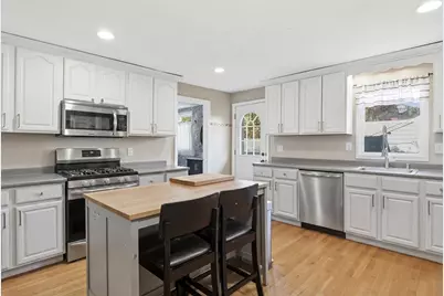30 Manatee Rd, Weymouth, MA 02189 - Photo 10