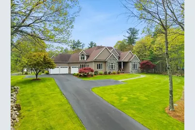 4 Alberta Ln, Lakeville, MA 02347 - Photo 2