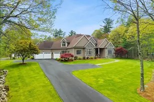 4 Alberta Ln, Lakeville, MA 02347 - Photo 2