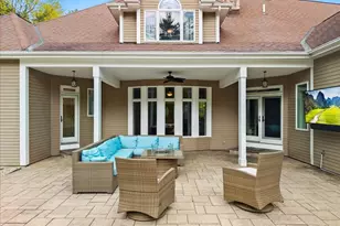 4 Alberta Ln, Lakeville, MA 02347 - Photo 10